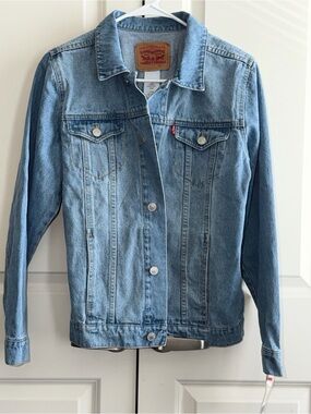 Levi's Light Blue Boy’s Denim Jacket - Classic Trucker Style